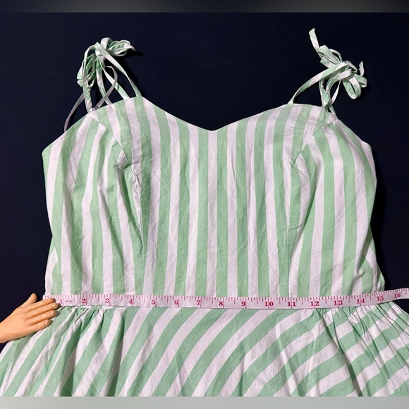Banned Apparel 50s Candy Stripe Strappy Sundress in Green NWOT Size Large - Picture 10 of 12